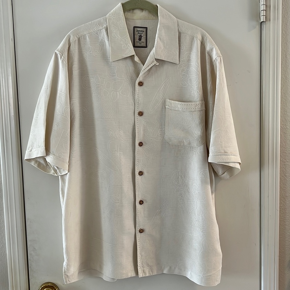 Jamaica Jaxx Men’s 100% Silk Hawaiian Shirt